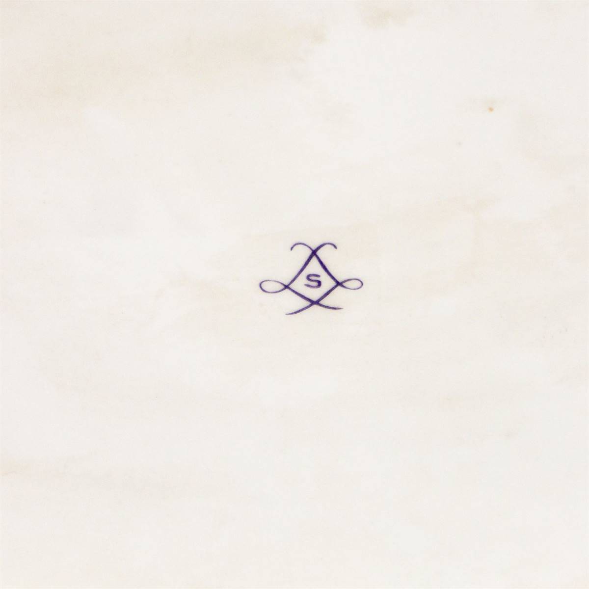 Antiqium Ürün  Sevres Mücevher Kutusu