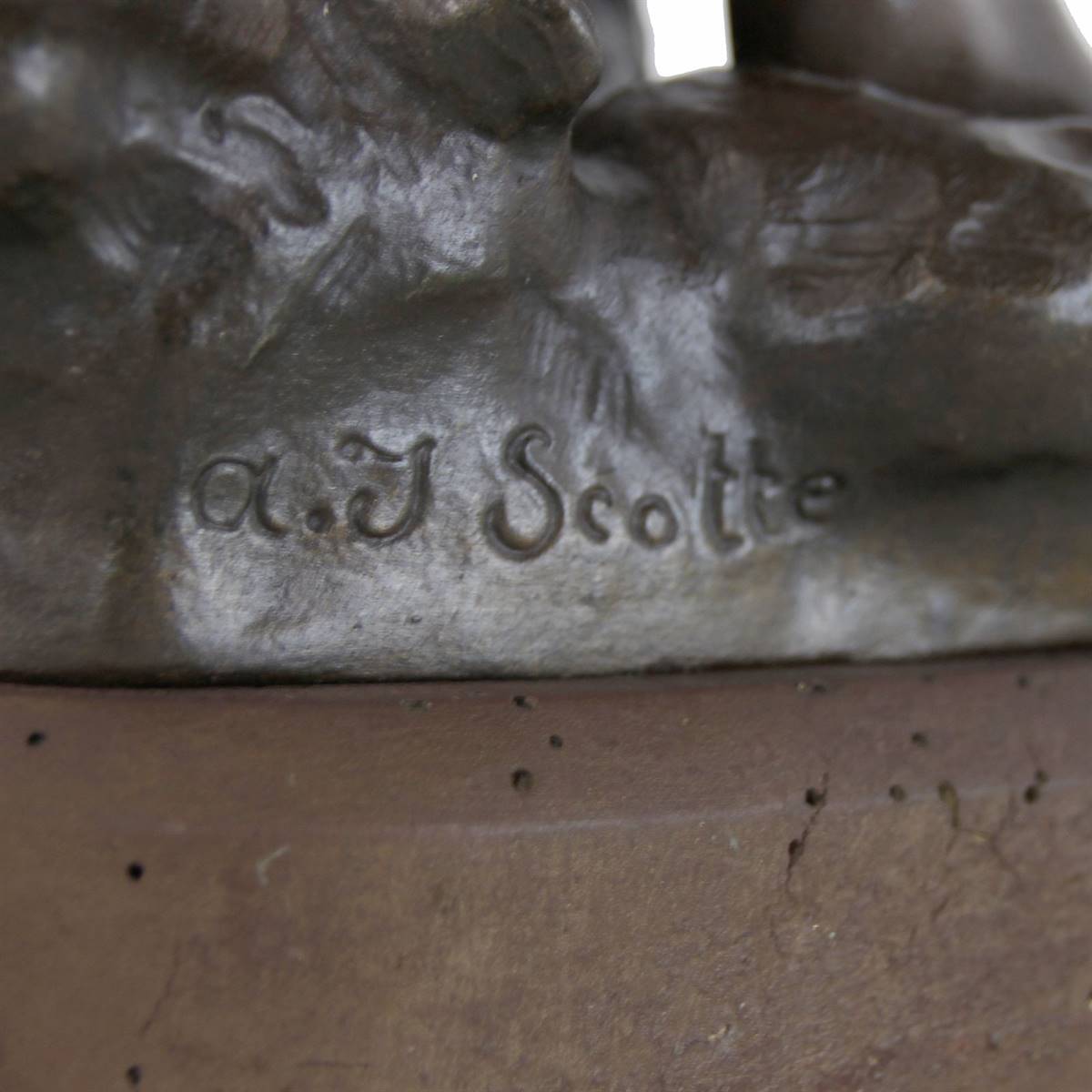 Antiqium Ürün  A.J. SCOTTE BRONZ HEYKEL