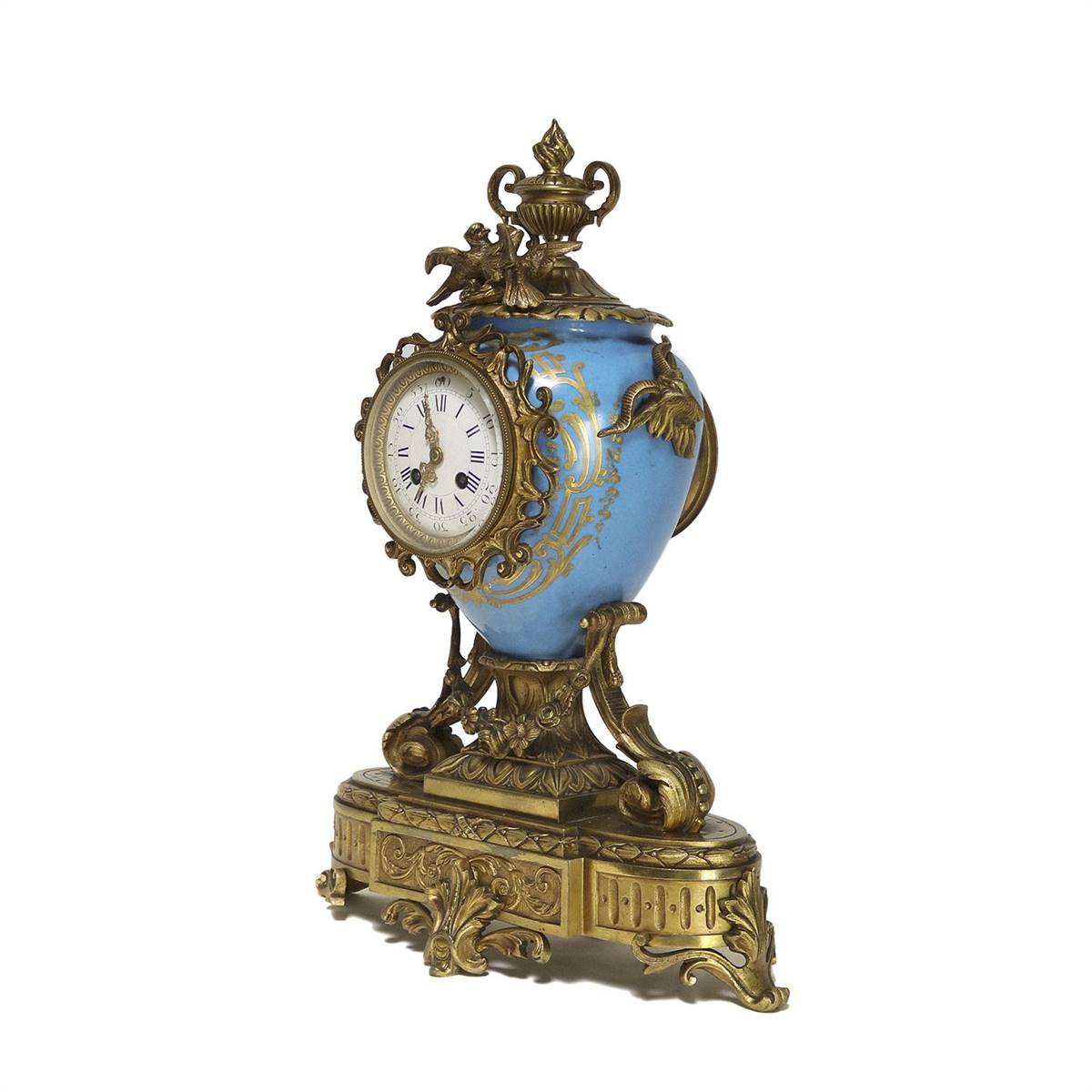 Antiqium Ürün  SEVRES PORSELEN, BRONZ DETAYLI SAAT TAKIMI