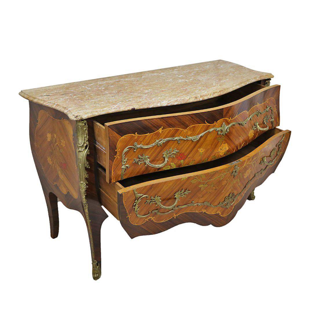 Antiqium Ürün  MARKÜTERİ VE KILÇIK KAPLAMALI ŞİFONYER