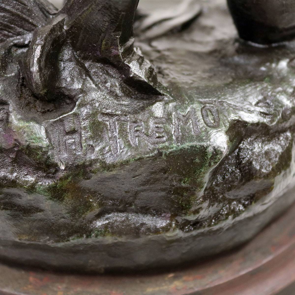 Antiqium Ürün  H.TREMO BRONZ HEYKEL