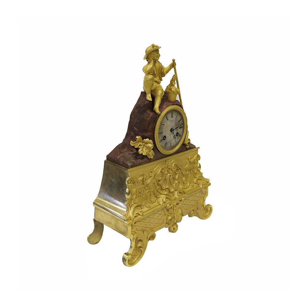 Antiqium Ürün  BRONZ ERKEK FİGÜRLÜ SAAT