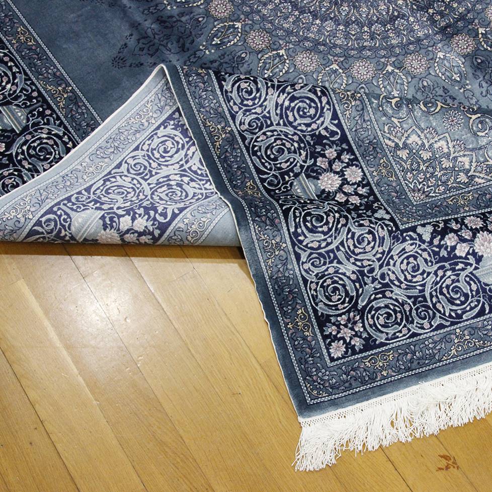 Antiqium Ürün  İPEK HALI