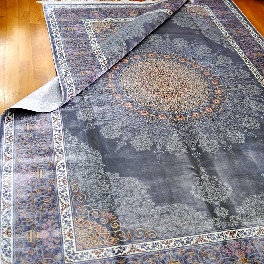 Antiqium Ürün  İPEK HALI