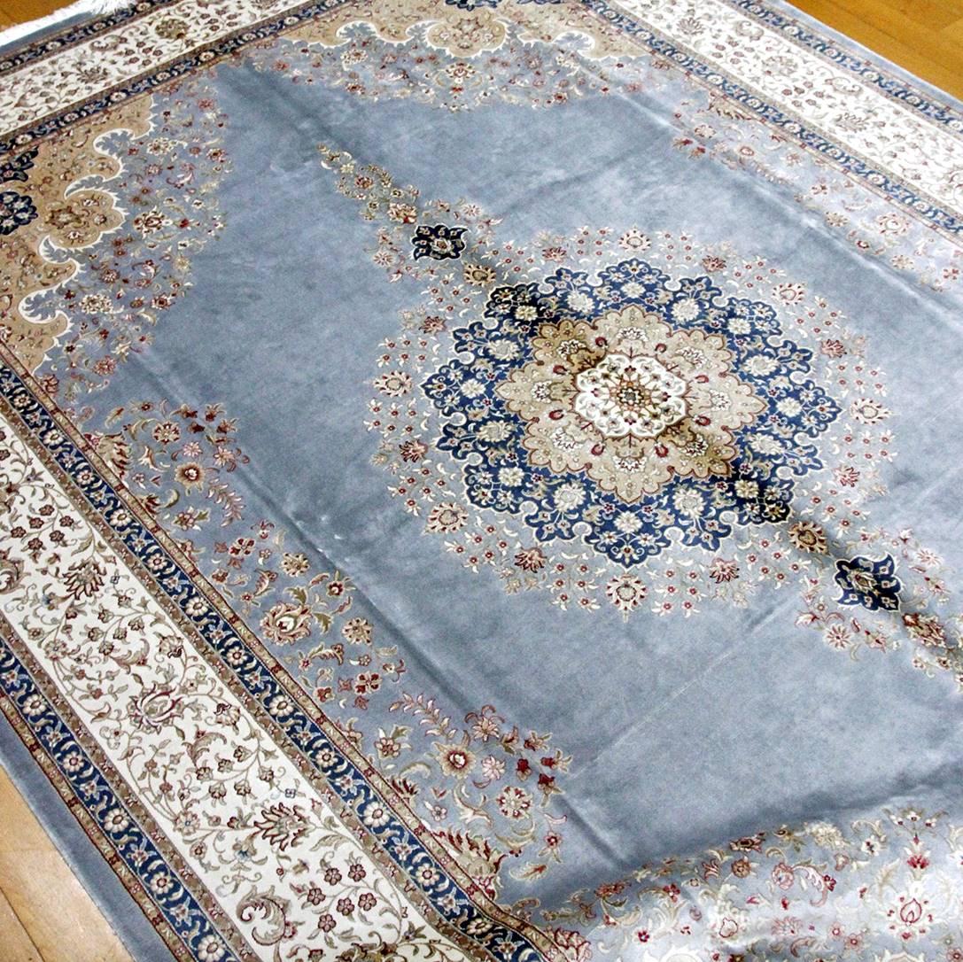 Antiqium Ürün  İPEK HALI